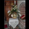 Credence table 